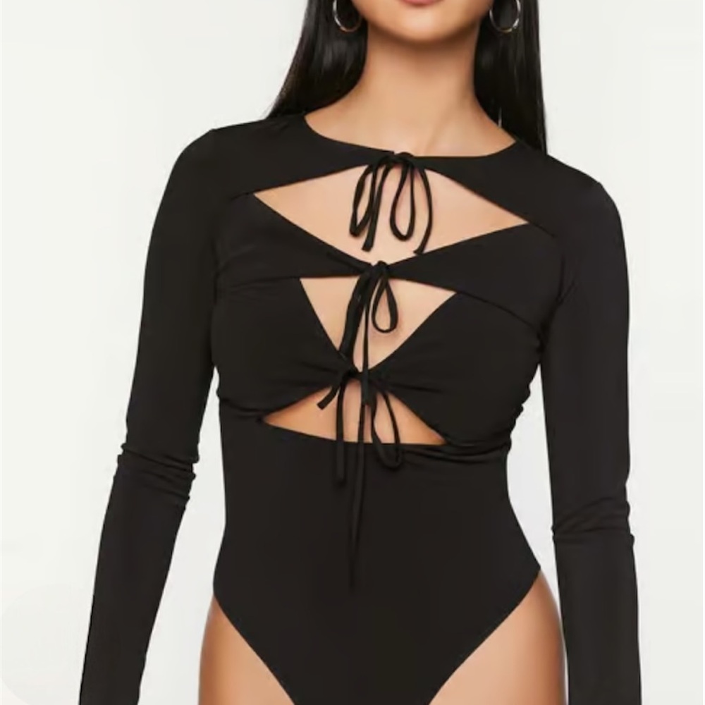 Forever 21 Black Tie Front Long Sleeve Bodysuit Size Medium